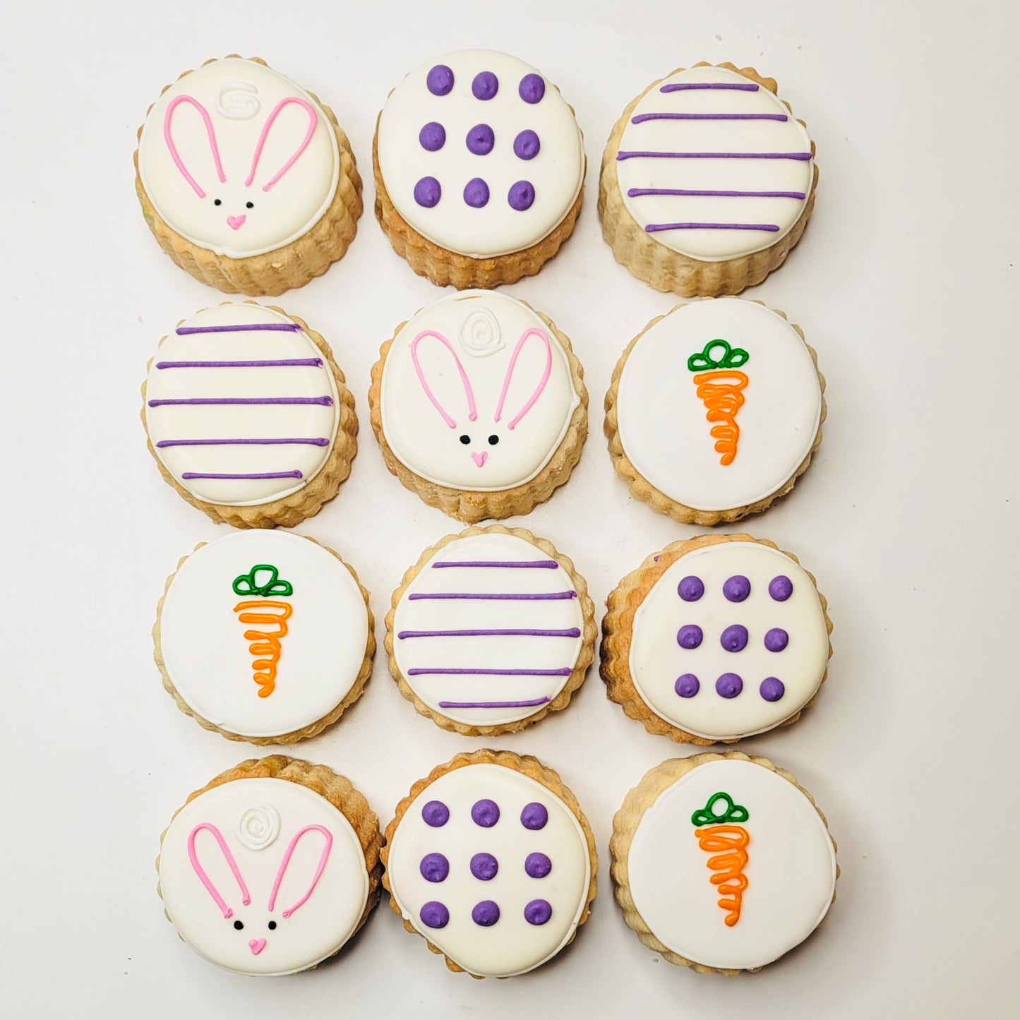 12-piece Stripe | Bunny | Carrot Shortbread Cookie Gift Box