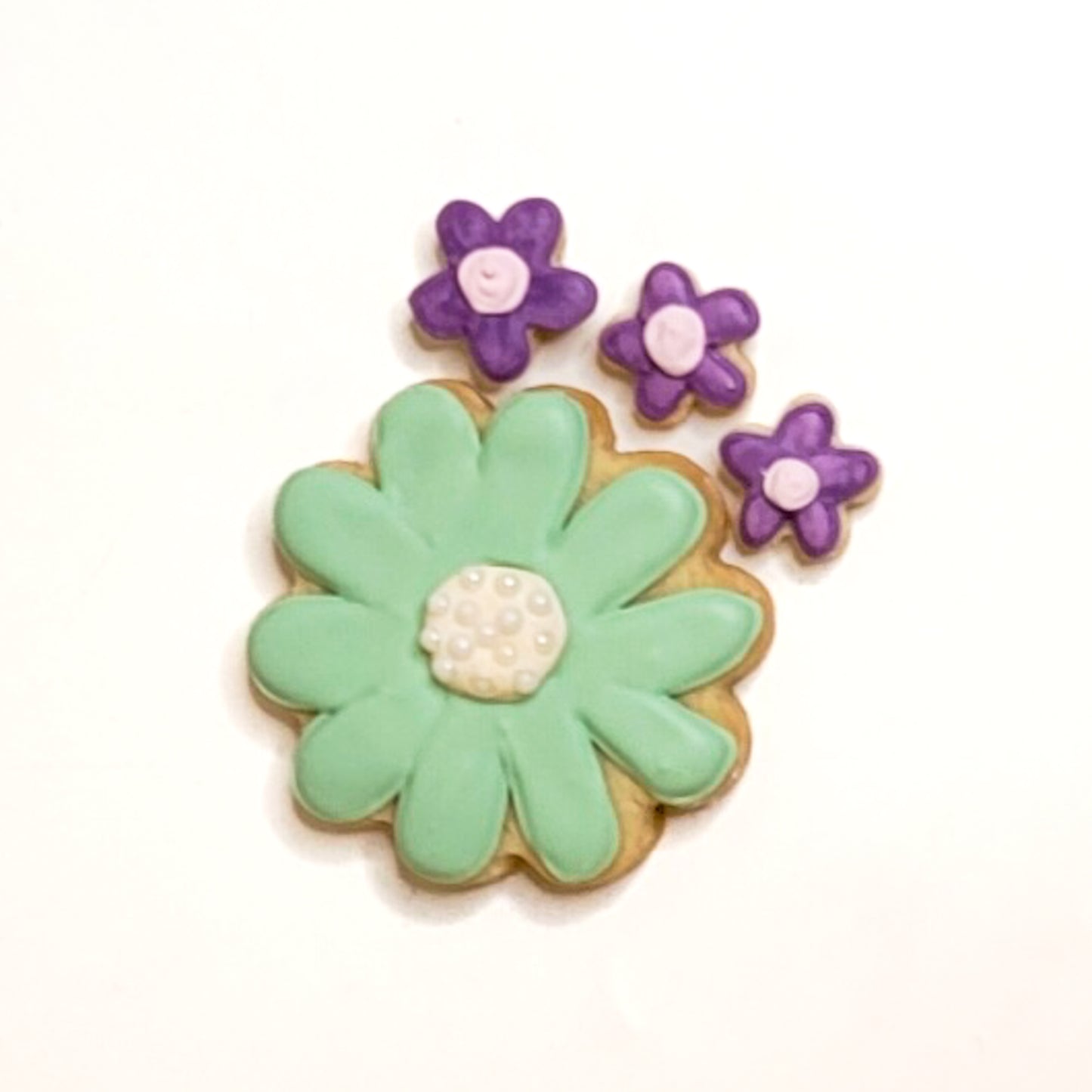 NEW! Mini Bouquet (Single Flower with 3 minis)