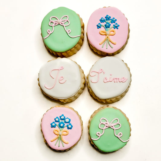 NEW!  Je t'aime 6-piece Gift Box